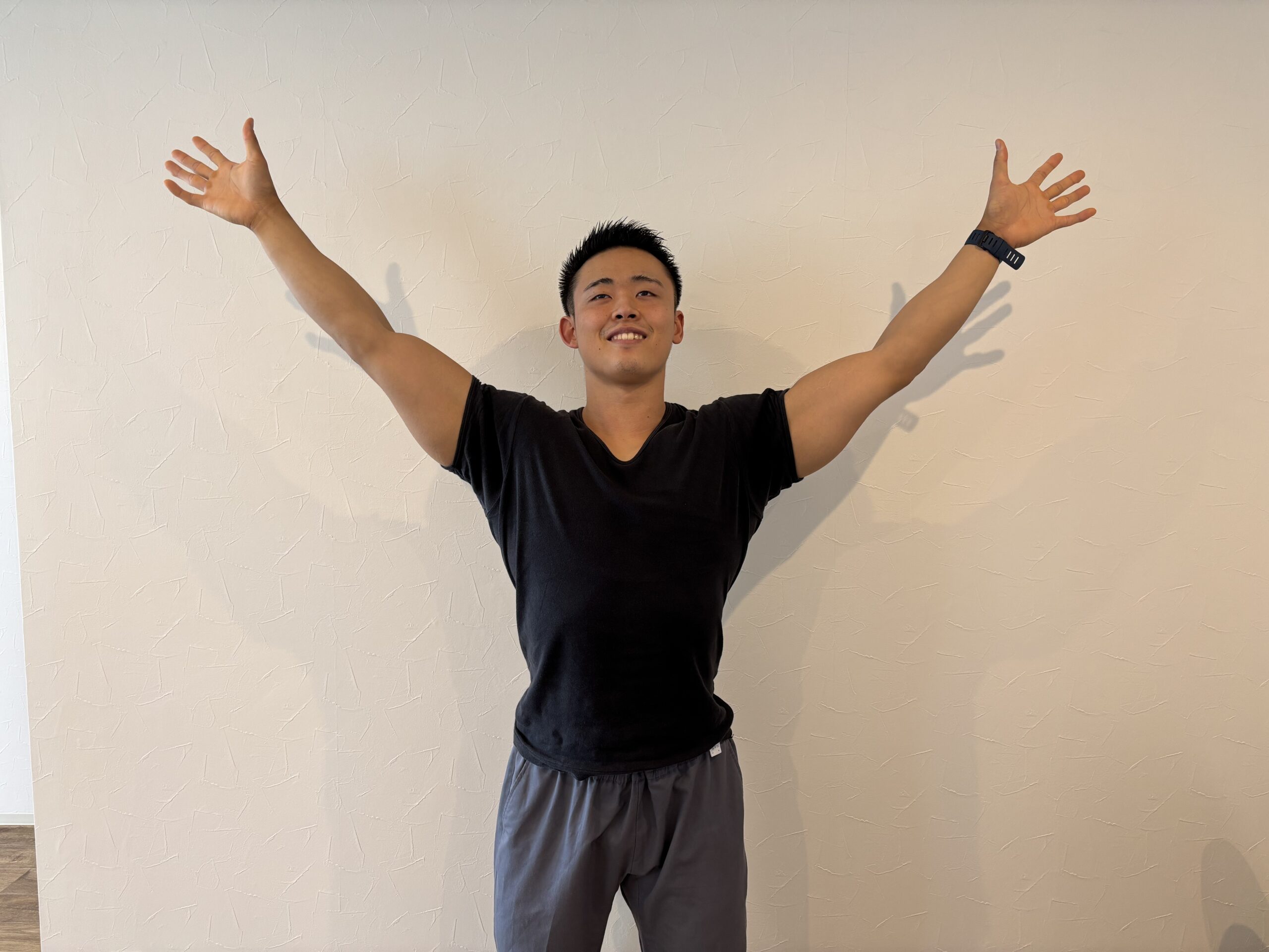 椎間板ヘルニアを姿勢を整える整体、体幹トレーニング、硬い体を栄養から体質改善からアプローチして根本的に姿勢から全身を整えます。